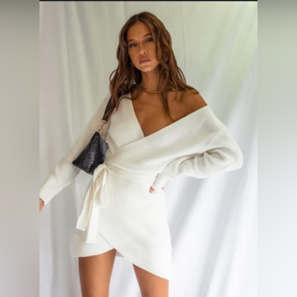 Princess Polly Phenix Mini Dress White Size M/L - Picture 1 of 12